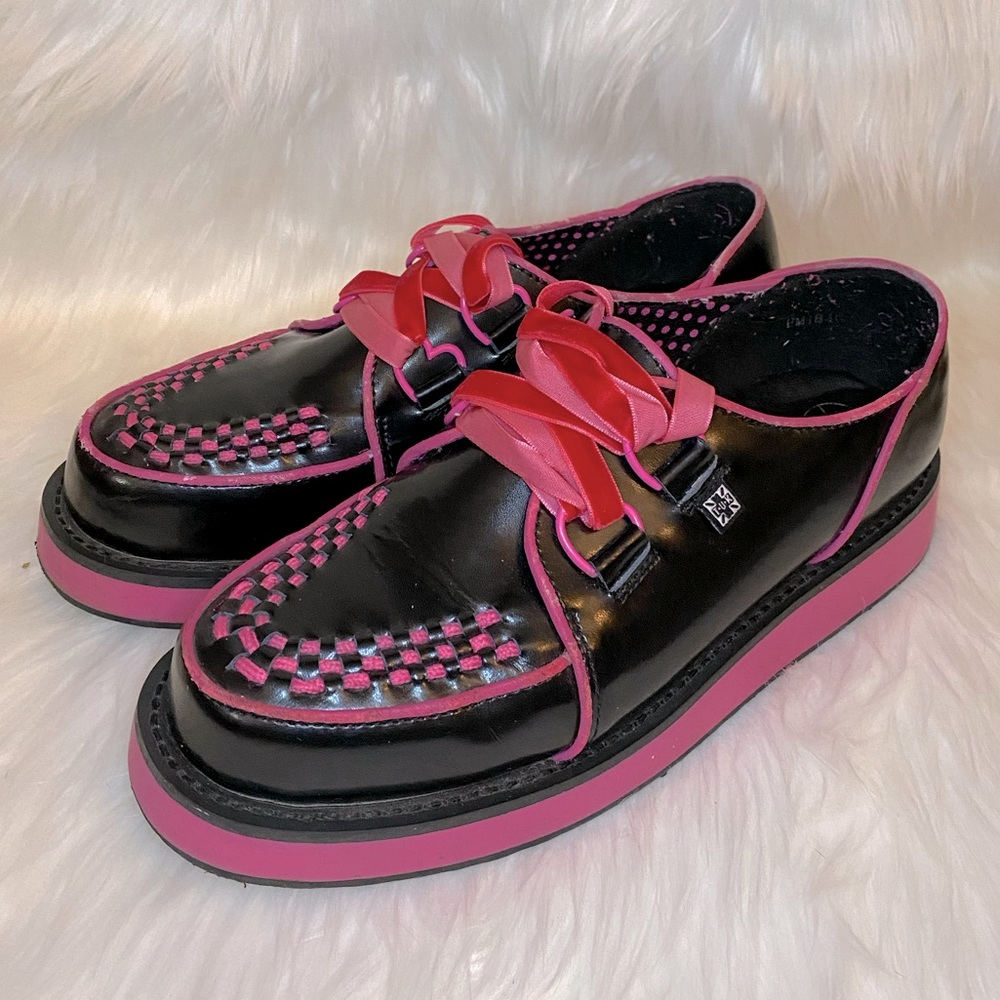 T.U.K | Black and Pink Low Creepers Viva II